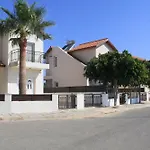 Aparthotel Maricosta 4*