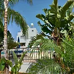 Maricosta Aparthotel